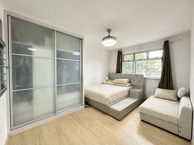 815B Choa Chu Kang Avenue 7, 815B Choa Chu Kang Avenue 7, 3 Bedrooms, 1,216 sqft, HDB Flat For Sale, by Anthea Chang, 500171287 - Bedroom - PropertyGuru.com.sg