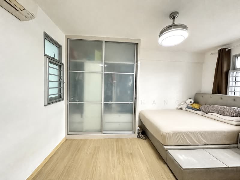 815B Choa Chu Kang Avenue 7, 815B Choa Chu Kang Avenue 7, 3 Bedrooms, 1,216 sqft, HDB Flat For Sale, by Anthea Chang, 500171287 - Bedroom - PropertyGuru.com.sg