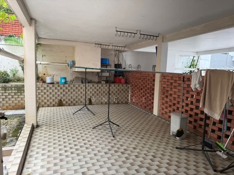 17 Recreation Lane, Recreation Lane, 5 Bedrooms, 2,970 sqft, Terraced House For Sale, by Jane Ee, 500171291 - PropertyGuru.com.sg