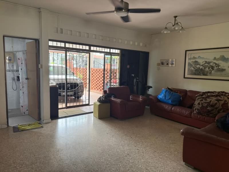 17 Recreation Lane, Recreation Lane, 5 Bedrooms, 2,970 sqft, Terraced House For Sale, by Jane Ee, 500171291 - PropertyGuru.com.sg