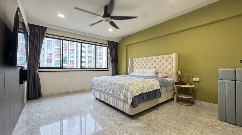 S.U.P.E.R C.H.E.A.P! 6 mins to Pioneer MRT! 3 Supermarkets in 6 mins!, Jurong West Street 71, 3 Bedrooms, 1,571 sqft, HDB Flat For Sale, by Ian Yijie Teo, 500171292 - Bedroom - PropertyGuru.com.sg
