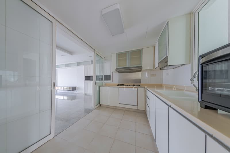 Blossoms @ Woodleigh, 10 Woodleigh Close, 3 Bedrooms, 1,206 sqft, Condominium For Sale, by Ng Lu Li (Celia), 500171297 - Kitchen - PropertyGuru.com.sg