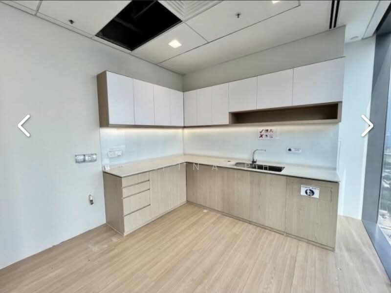 Asia Square Tower 2, 12 Marina View, 2,575 sqft, Food & Beverage For Rent, by Christina Phau, 500171300 - Kitchen - CommercialGuru.com.sg