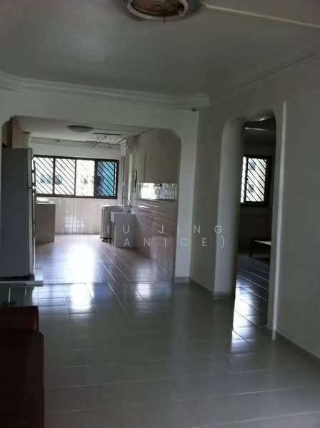 129 Bedok North Street 2, 129 Bedok North Street 2, 2 Bedrooms, 721 sqft, HDB Flat For Rent, by Liu Jing (Janice), 500171303 - Kitchen - PropertyGuru.com.sg