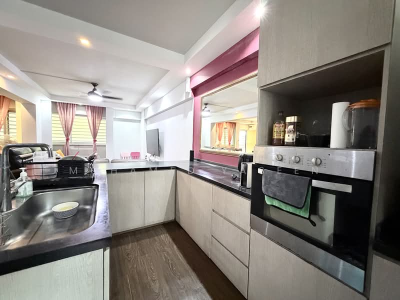 487 Pasir Ris Drive 4, 487 Pasir Ris Drive 4, 3 Bedrooms, 1,119 sqft, HDB Flat For Sale, by Mohamed Yaseen, 500171312 - Kitchen - PropertyGuru.com.sg