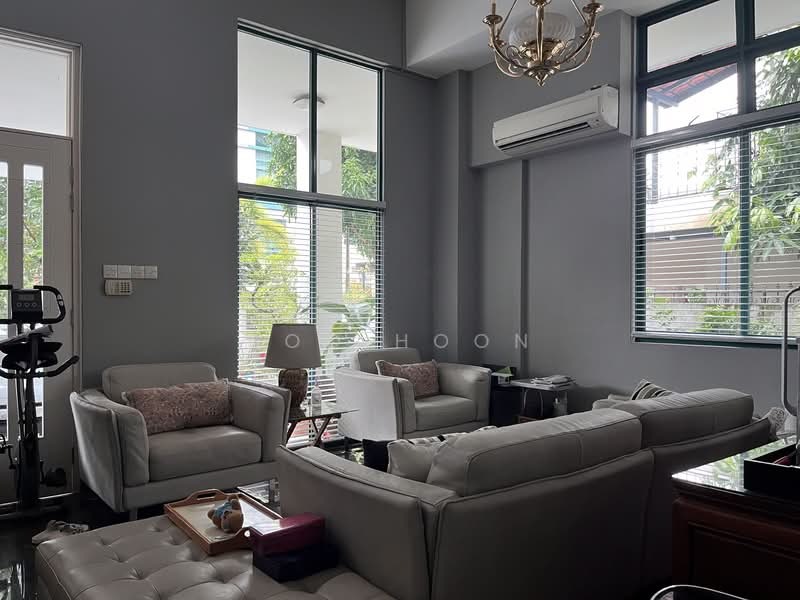 ★ TAI KENG VILLAS ★ CORNER TERRACE ★ BRIGHT & AIRY ★, Jalan Kelichap, 6 Bedrooms, 3,089 sqft, Corner Terrace For Sale, by Soo Hoon, 500171325 - Living Room - PropertyGuru.com.sg