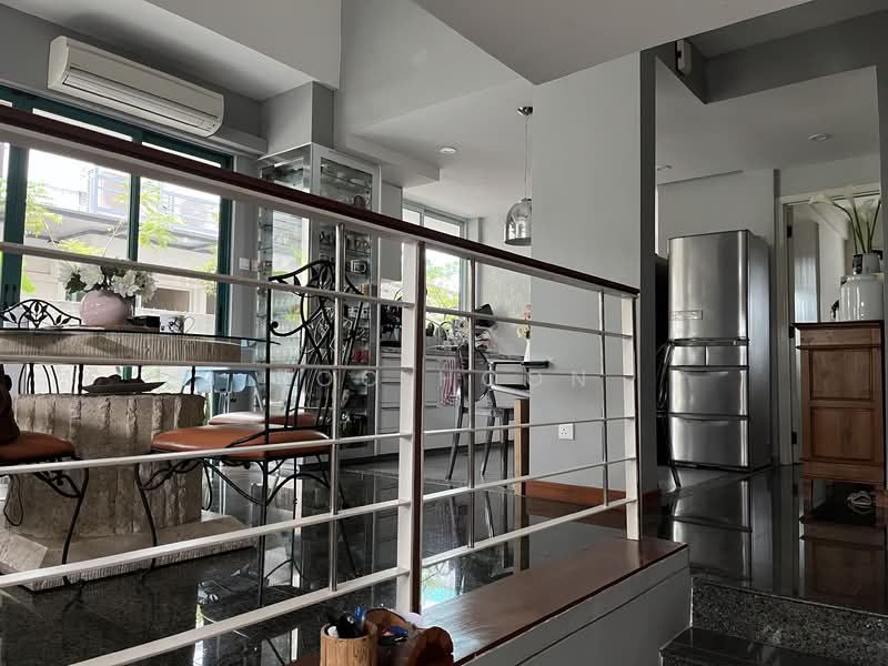 ★ TAI KENG VILLAS ★ CORNER TERRACE ★ BRIGHT & AIRY ★, Jalan Kelichap, 6 Bedrooms, 3,089 sqft, Corner Terrace For Sale, by Soo Hoon, 500171325 - Stairs to Dining Area - PropertyGuru.com.sg