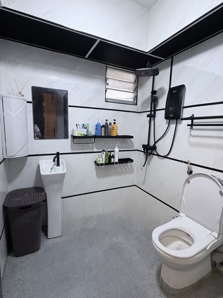 421C Northshore Drive, 421C Northshore Drive, 2 Bedrooms, 721 sqft, HDB Flat For Sale, by Sharique Tan, 500171328 - PropertyGuru.com.sg