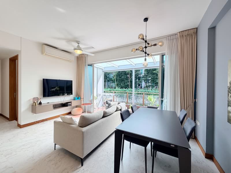 Floridian, 965 Bukit Timah Road, 2 Bedrooms, 926 sqft, Condominium For Sale, by Vivian Ong, 500171332 - Living Room - PropertyGuru.com.sg