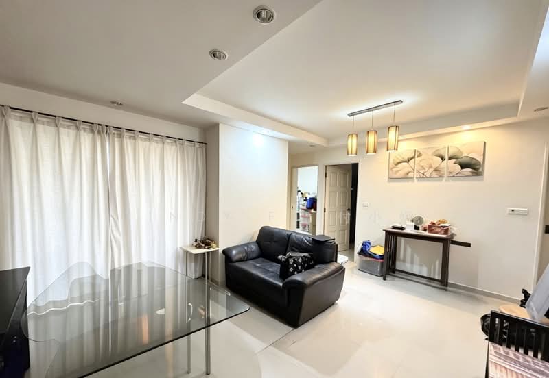 45 Jalan Tiga, 45 Jalan Tiga, 3 Bedrooms, 915 sqft, HDB Flat For Sale, by Cindy Fu 付小姐, 500171334 - Living Room - PropertyGuru.com.sg