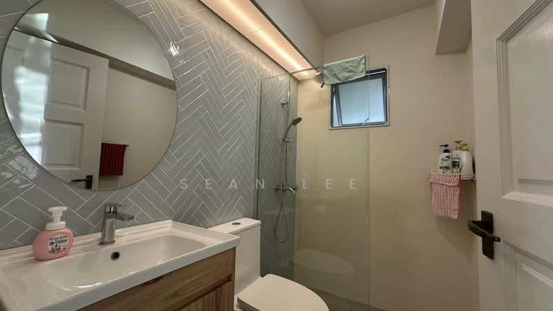 47 Jalan Tiga, 47 Jalan Tiga, 3 Bedrooms, 915 sqft, HDB Flat For Rent, by Sean Lee, 500171336 - Bathroom - PropertyGuru.com.sg