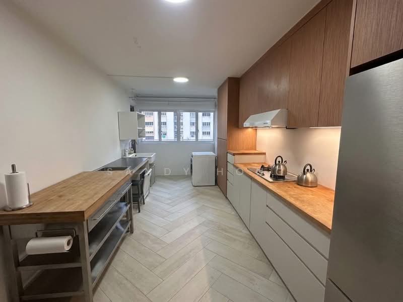 449 Clementi Avenue 3, 449 Clementi Avenue 3, 2 Bedrooms, 731 sqft, HDB Flat For Sale, by Sandy Hong, 500171338 - Kitchen - PropertyGuru.com.sg