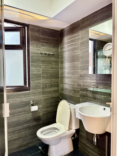 365C Upper Serangoon Road, 365C Upper Serangoon Road, 3 Bedrooms, 1,001 sqft, HDB Flat For Sale, by MOHD FARID, 500171347 - Bathroom - PropertyGuru.com.sg