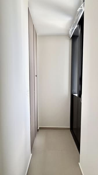 Perfect Ten, 323 Bukit Timah Road, 3 Bedrooms, 1,227 sqft, Condominium For Rent, by Craymond Ching 陈奕充, 500171351 - Yard Area - PropertyGuru.com.sg