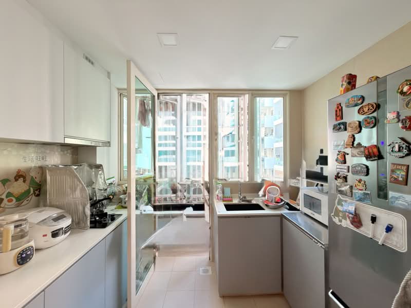 Sims Dorado, 11 Lorong 39 Geylang, 2 Bedrooms, 861 sqft, Apartment For Rent, by Jean Lim, 500171352 - Kitchen - PropertyGuru.com.sg