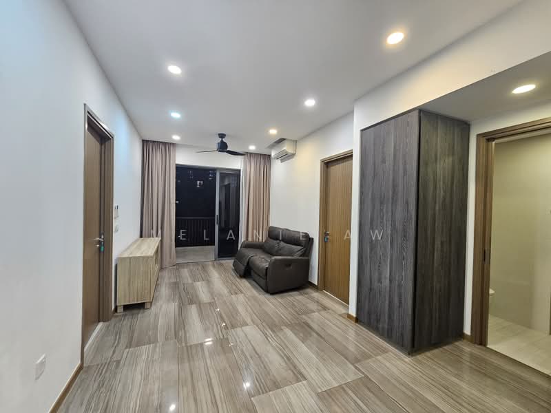 Lakeville, 1 Jurong Lake Link, 2 Bedrooms, 732 sqft, Condominium For Rent, by Melanie Aw, 500171358 - Living Room - PropertyGuru.com.sg