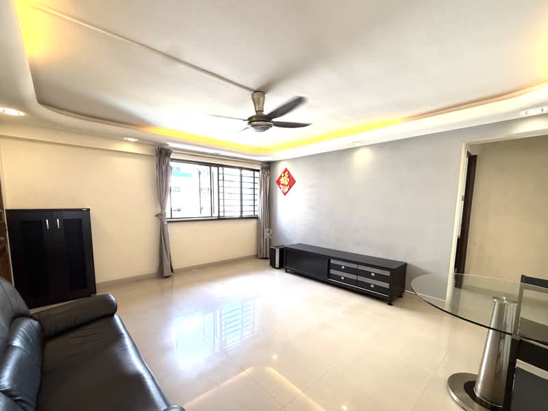 226 Serangoon Avenue 4, 226 Serangoon Avenue 4, 3 Bedrooms, 980 sqft, HDB Flat For Sale, by Peter Lee, 500171364 - Living Room - PropertyGuru.com.sg