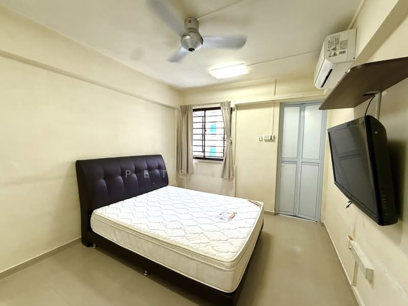 226 Serangoon Avenue 4, 226 Serangoon Avenue 4, 3 Bedrooms, 980 sqft, HDB Flat For Sale, by Peter Lee, 500171364 - Bedroom - PropertyGuru.com.sg