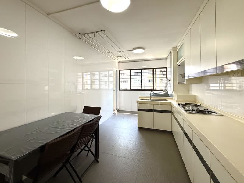 226 Serangoon Avenue 4, 226 Serangoon Avenue 4, 3 Bedrooms, 980 sqft, HDB Flat For Sale, by Peter Lee, 500171364 - Kitchen - PropertyGuru.com.sg
