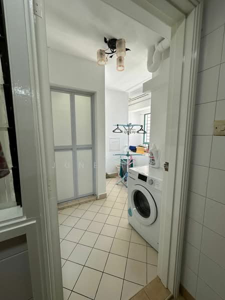 Evergreen Park, 31 Hougang Avenue 7, 3 Bedrooms, 1,240 sqft, Condominium For Rent, by June Hung, 500171366 - Interior - PropertyGuru.com.sg