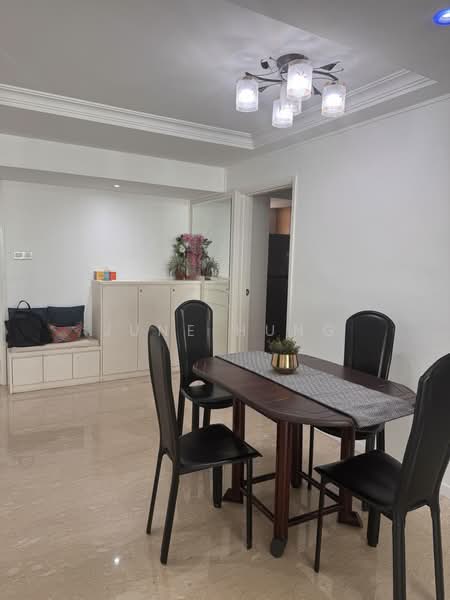 Evergreen Park, 35 Hougang Avenue 7, 3 Bedrooms, 1,240 sqft, Condominium For Rent, by June Hung, 500171366 - Dining Room - PropertyGuru.com.sg