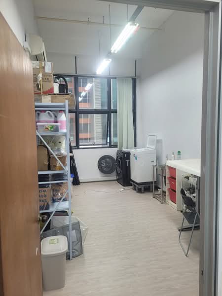 Toh Guan Centre, 21 Toh Guan Road East, 1,140 sqft, Factory / Workshop (B2) For Rent, by Amos Toh, 500171367 - Interior - CommercialGuru.com.sg