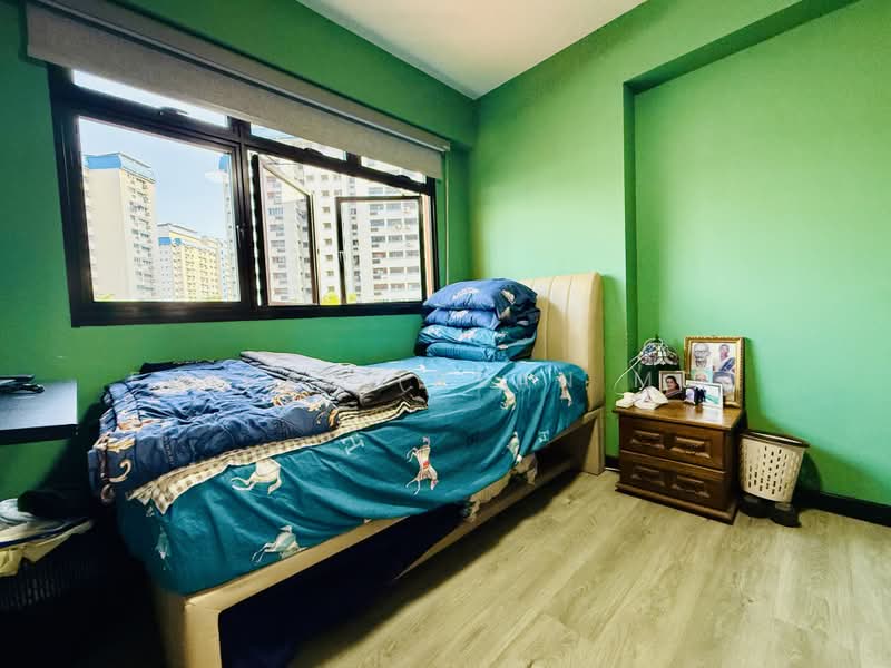 547C Segar Road, 547C Segar Road, 2 Bedrooms, 721 sqft, HDB Flat For Sale, by Faisal (Ryan MD), 500171376 - Bedroom - PropertyGuru.com.sg