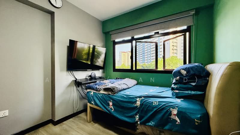 547C Segar Road, 547C Segar Road, 2 Bedrooms, 721 sqft, HDB Flat For Sale, by Faisal (Ryan MD), 500171376 - Bedroom - PropertyGuru.com.sg