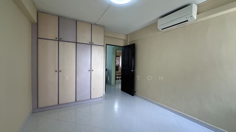 408 Pandan Gardens, 408 Pandan Gardens, 3 Bedrooms, 1,044 sqft, HDB Flat For Rent, by Kelvin Toh, 500171377 - Bedroom - PropertyGuru.com.sg