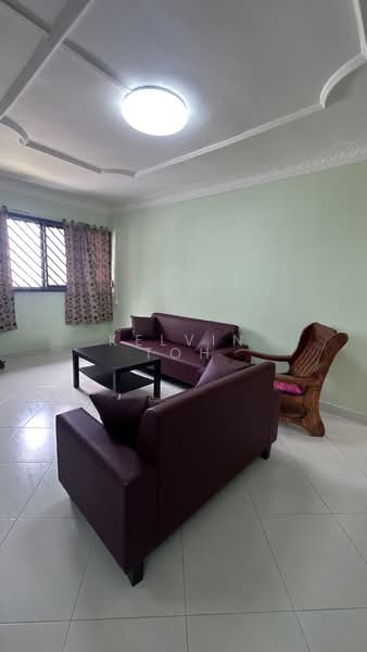 408 Pandan Gardens, 408 Pandan Gardens, 3 Bedrooms, 1,044 sqft, HDB Flat For Rent, by Kelvin Toh, 500171377 - Living Room - PropertyGuru.com.sg