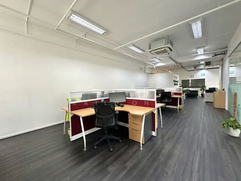 Wcega Tower, 21 Bukit Batok Crescent, 1,970 sqft, Light Industrial (B1) For Sale, by Kaili Ong, 500171378 - CommercialGuru.com.sg