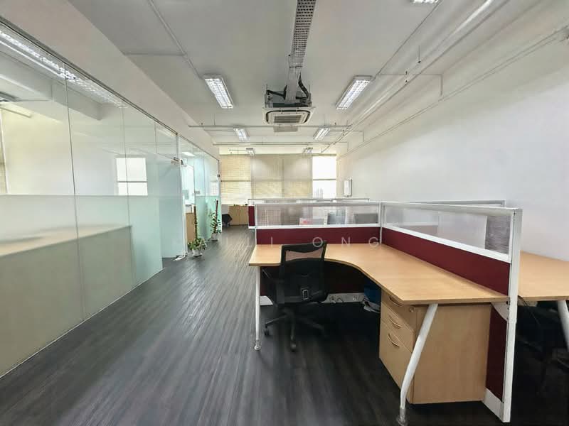 Wcega Tower, 21 Bukit Batok Crescent, 1,970 sqft, Light Industrial (B1) For Sale, by Kaili Ong, 500171378 - CommercialGuru.com.sg