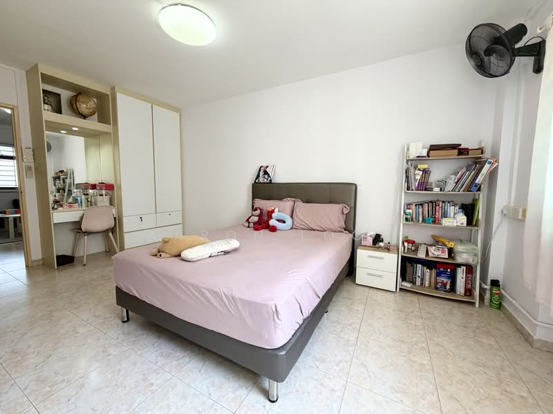 914 Hougang Street 91, 914 Hougang Street 91, 3 Bedrooms, 1,087 sqft, HDB Flat For Rent, by Aaron Loon, 500171379 - Bedroom - PropertyGuru.com.sg