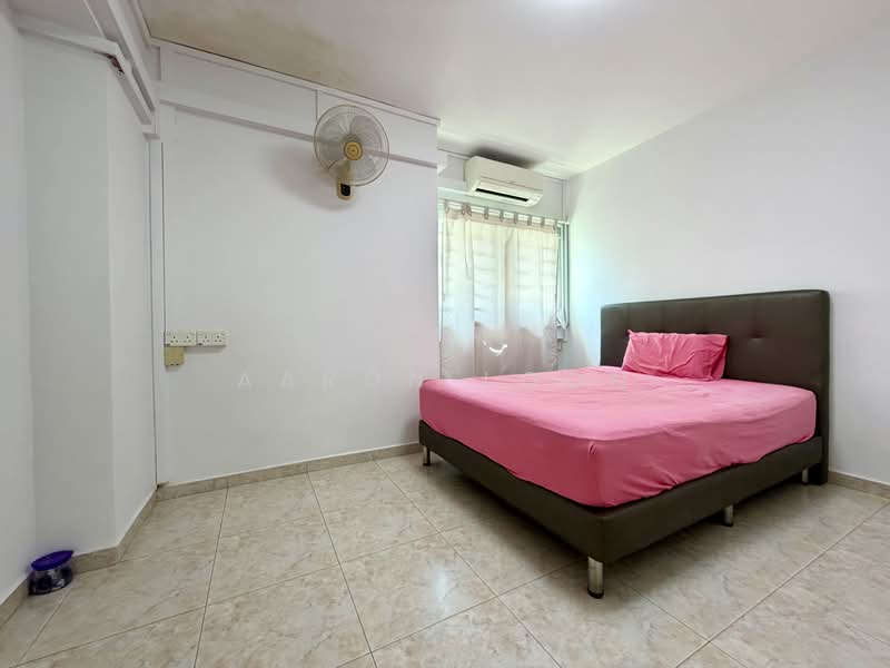 914 Hougang Street 91, 914 Hougang Street 91, 3 Bedrooms, 1,087 sqft, HDB Flat For Rent, by Aaron Loon, 500171379 - Bedroom - PropertyGuru.com.sg