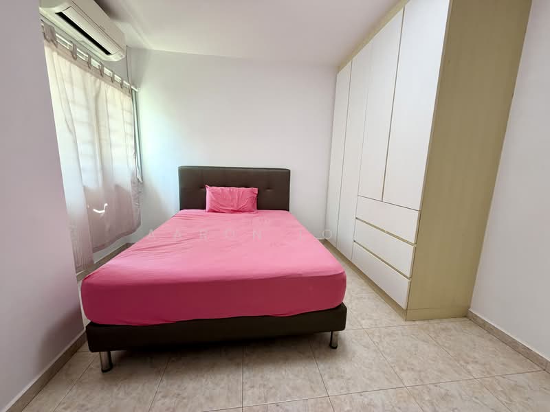 914 Hougang Street 91, 914 Hougang Street 91, 3 Bedrooms, 1,087 sqft, HDB Flat For Rent, by Aaron Loon, 500171379 - Bedroom - PropertyGuru.com.sg