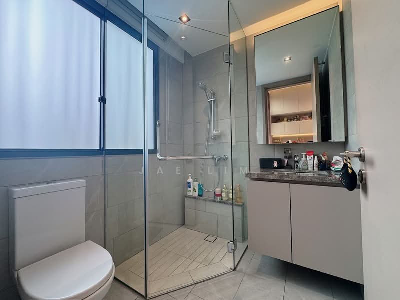 Watercove, , 5 Bedrooms, 3,466 sqft, Cluster House For Sale, by Jae Lim, 500171381 - Bathroom - PropertyGuru.com.sg