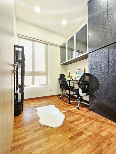 The Estiva, 313 Pasir Panjang Road, 3 Bedrooms, 1,001 sqft, Apartment For Rent, by Michelle Leong, 500171392 - Study - PropertyGuru.com.sg