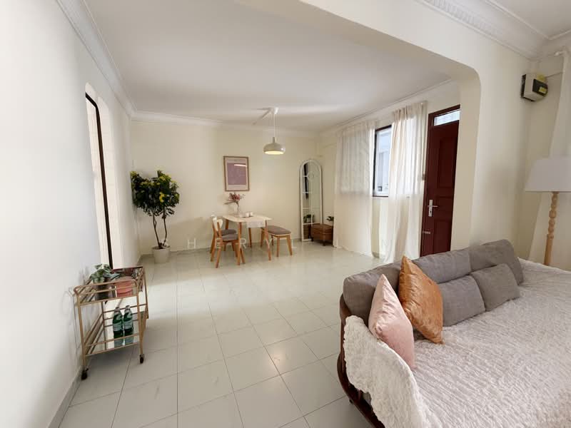 109 Simei Street 1, 109 Simei Street 1, 3 Bedrooms, 1,119 sqft, HDB Flat For Sale, by Sheryl Lim, 500171401 - Living Room - PropertyGuru.com.sg