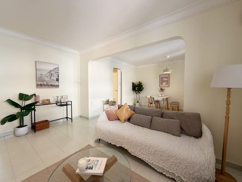 109 Simei Street 1, 109 Simei Street 1, 3 Bedrooms, 1,119 sqft, HDB Flat For Sale, by Sheryl Lim, 500171401 - Living Room - PropertyGuru.com.sg