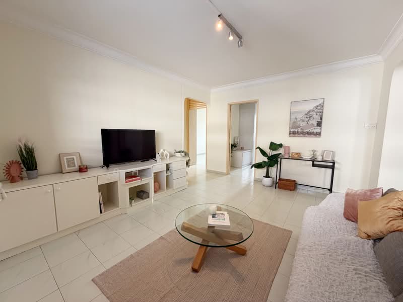 109 Simei Street 1, 109 Simei Street 1, 3 Bedrooms, 1,119 sqft, HDB Flat For Sale, by Sheryl Lim, 500171401 - Living Room - PropertyGuru.com.sg