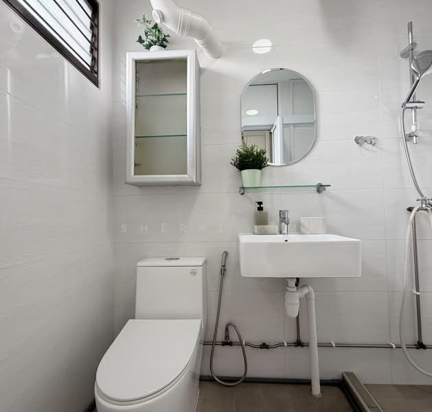 109 Simei Street 1, 109 Simei Street 1, 3 Bedrooms, 1,119 sqft, HDB Flat For Sale, by Sheryl Lim, 500171401 - Bathroom - PropertyGuru.com.sg
