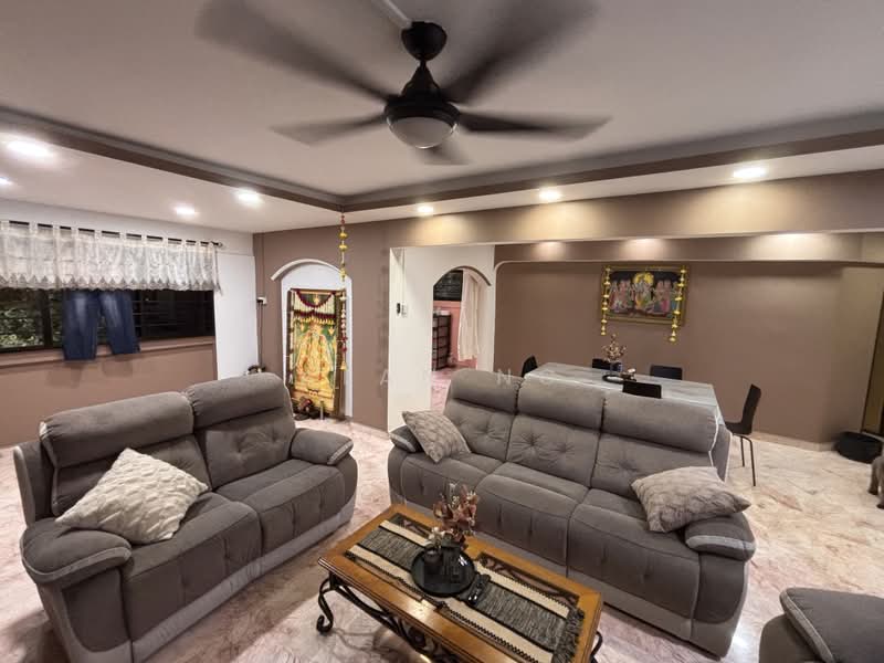 427 Jurong West Avenue 1, 427 Jurong West Avenue 1, 4 Bedrooms, 1,453 sqft, HDB Flat For Sale, by Alan Ng, 500171409 - Living Room - PropertyGuru.com.sg
