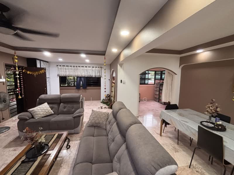 427 Jurong West Avenue 1, 427 Jurong West Avenue 1, 4 Bedrooms, 1,453 sqft, HDB Flat For Sale, by Alan Ng, 500171409 - Living Room - PropertyGuru.com.sg