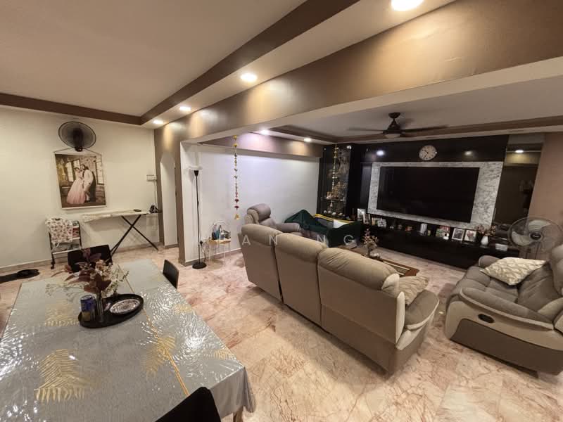 427 Jurong West Avenue 1, 427 Jurong West Avenue 1, 4 Bedrooms, 1,453 sqft, HDB Flat For Sale, by Alan Ng, 500171409 - Living Room - PropertyGuru.com.sg