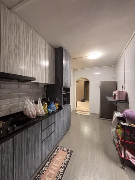 427 Jurong West Avenue 1, 427 Jurong West Avenue 1, 4 Bedrooms, 1,453 sqft, HDB Flat For Sale, by Alan Ng, 500171409 - Kitchen - PropertyGuru.com.sg