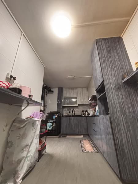 427 Jurong West Avenue 1, 427 Jurong West Avenue 1, 4 Bedrooms, 1,453 sqft, HDB Flat For Sale, by Alan Ng, 500171409 - Kitchen - PropertyGuru.com.sg