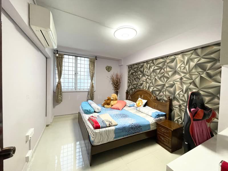 136 Simei Street 1, 136 Simei Street 1, 3 Bedrooms, 904 sqft, HDB Flat For Rent, by Sharifah Kamariah, 500171410 - Bedroom - PropertyGuru.com.sg