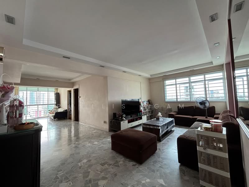 229 Lorong 8 Toa Payoh, 229 Lorong 8 Toa Payoh, 3 Bedrooms, 1,227 sqft, HDB Flat For Sale, by Phyllis Ngam, 500171434 - Living Room - PropertyGuru.com.sg