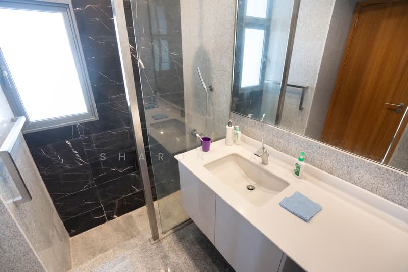 Watertown, 69 Punggol Central, 2 Bedrooms, 807 sqft, Condominium For Sale, by Sharon Jany, 500171446 - Bathroom - PropertyGuru.com.sg