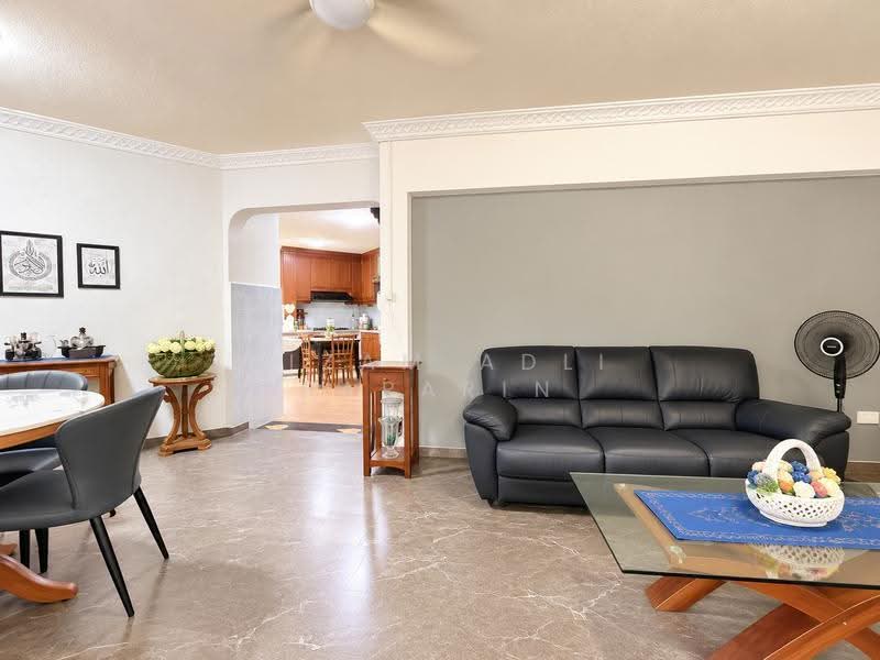 204 Bukit Batok Street 21, 204 Bukit Batok Street 21, Dairy Farm / Bukit Panjang / Choa Chu Kang, 3 Bedrooms, 1,152 sqft, HDB Flat For Sale, by Nizam Adli Saparin, 500171452 - Living Room - PropertyGuru.com.sg
